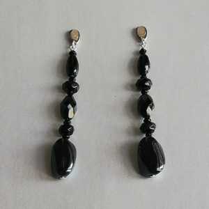 Boucles d'oreilles avec perles de verre anciennes