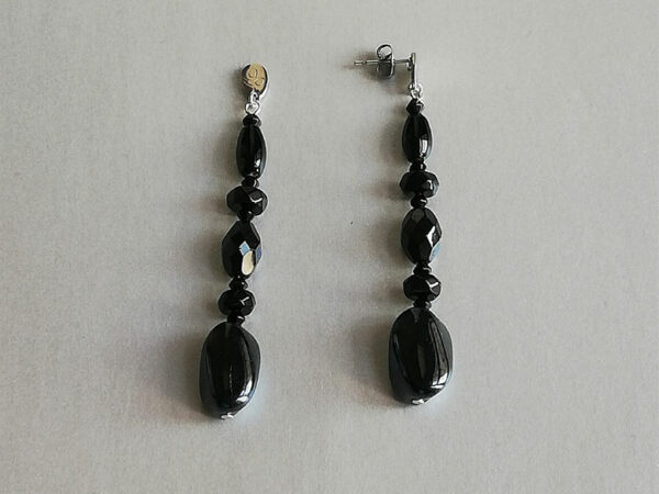 Boucles d'oreilles avec perles de verre anciennes