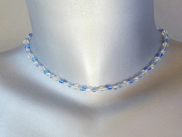 Collier en perles de verre