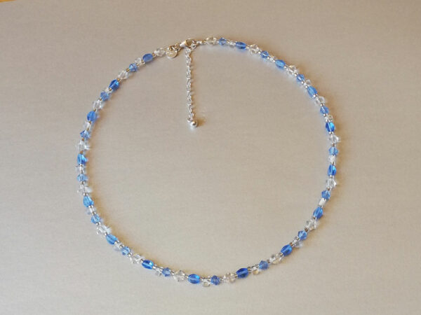 Collier en perles de verre