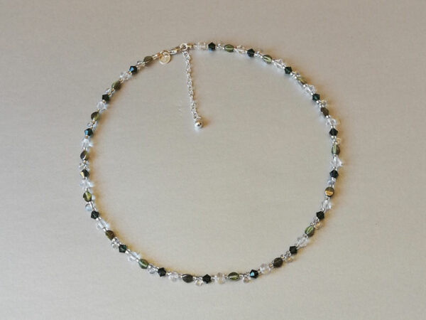 Collier en perles de verre